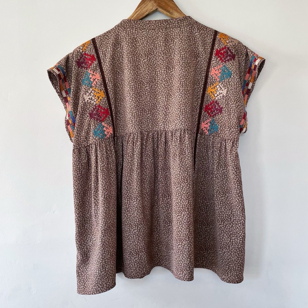THML Multicolor Floral Embroidered Blouse Size Medium EUC - Picture 15 of 16